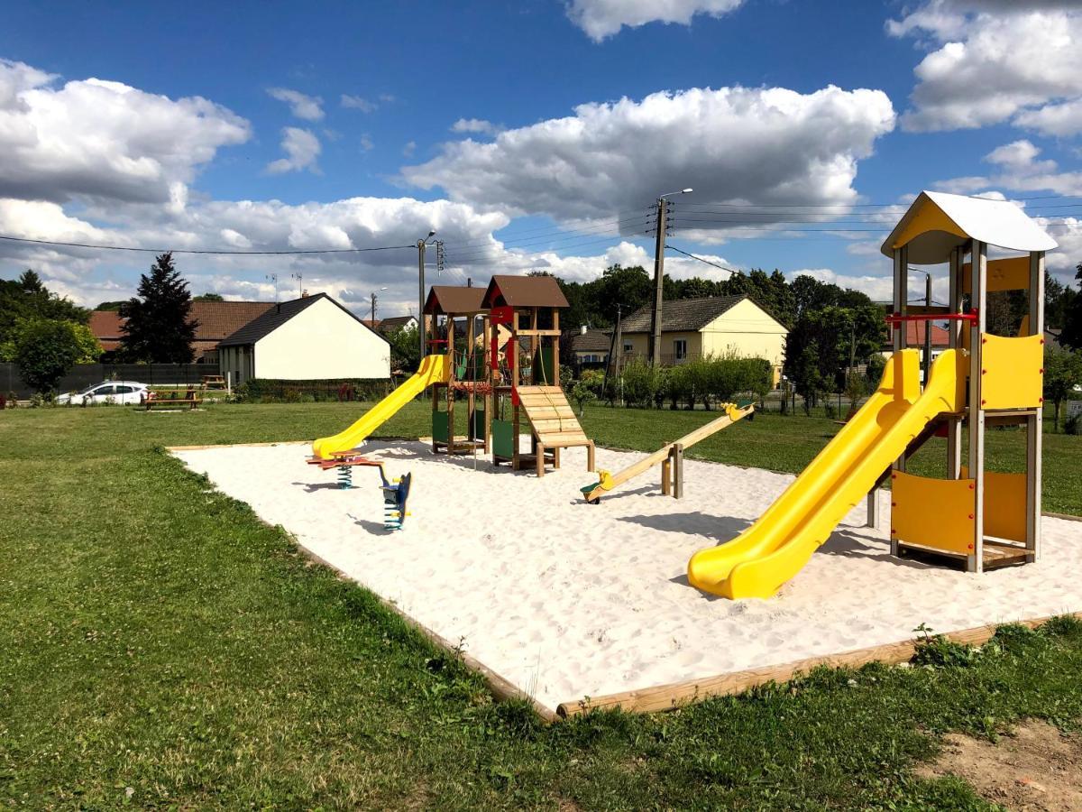 Aux Chants Des Oiseaux Ligny-Thilloy Exterior foto